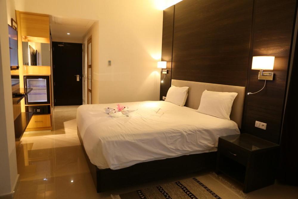 Hotel Ksar Dhiafa By Plaza Hotels & Resorts Sidi Bouzid Buitenkant foto